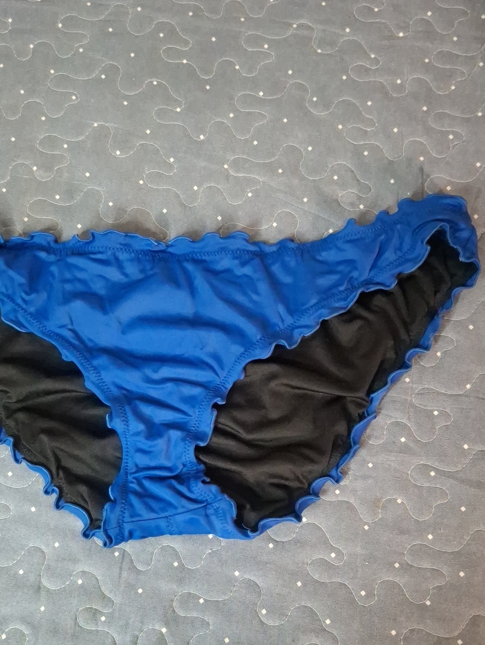 Victoria's Secret Women’s Blue Ruffle Bikini Bottom size large